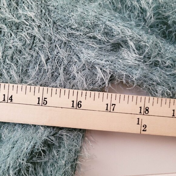 Altar'd State Sweater Womens XS Green Fluffy Eyelash Cropped Y2K Fuzzy Soft - Picture 5 of 8